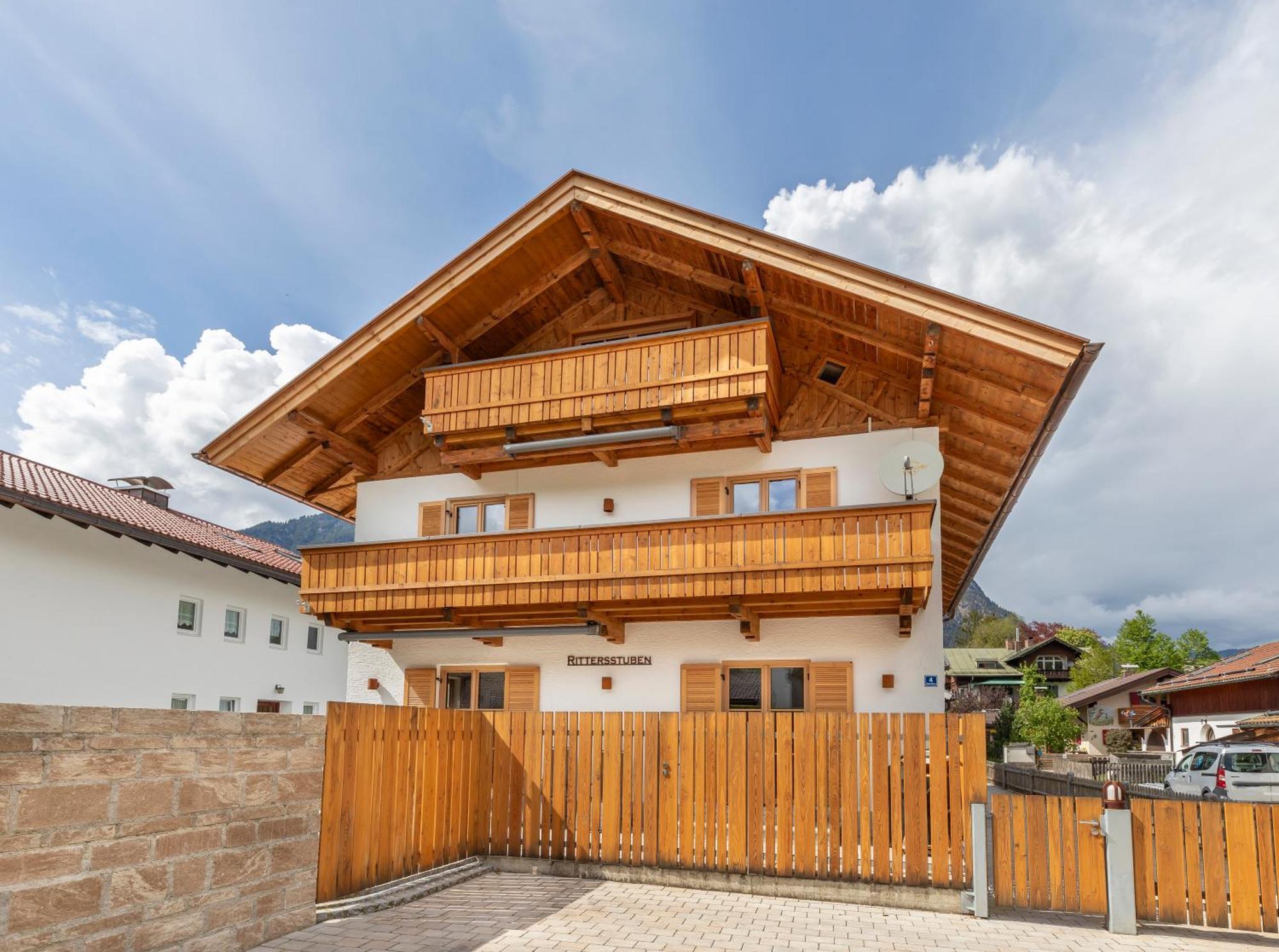 Rittersstuben Apartment การ์มิช-พาร์เทนเคียร์เชน ภายนอก รูปภาพ